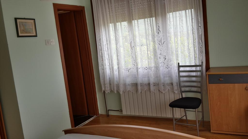 Hôtel House Petkovic à Korenica Extérieur photo